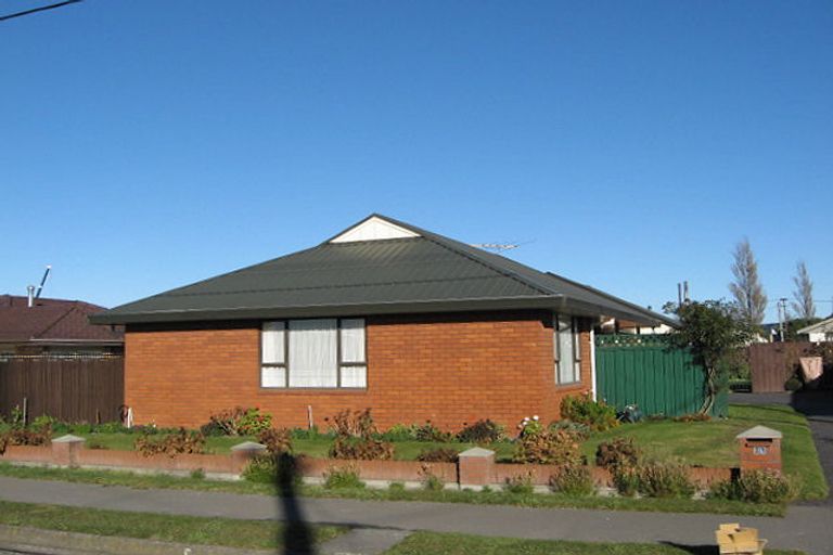 Photo of property in 1/21 Wilson Street, Islington, Christchurch, 8042