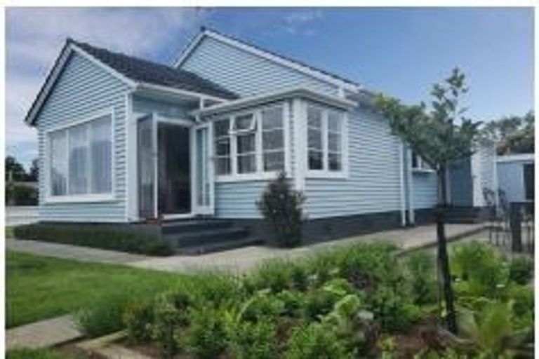 Photo of property in 129 Kerrs Road, Avonside, Christchurch, 8061