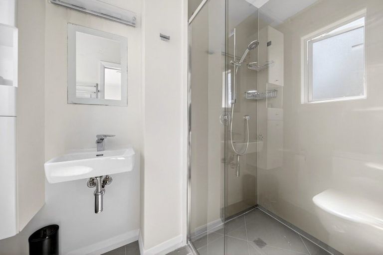 Photo of property in 11 Kempton Street, Greytown, 5712