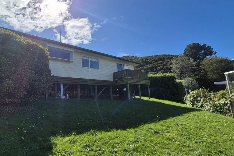 Photo of property in 19 Seaview Lane, Wainui, French Farm, 7582
