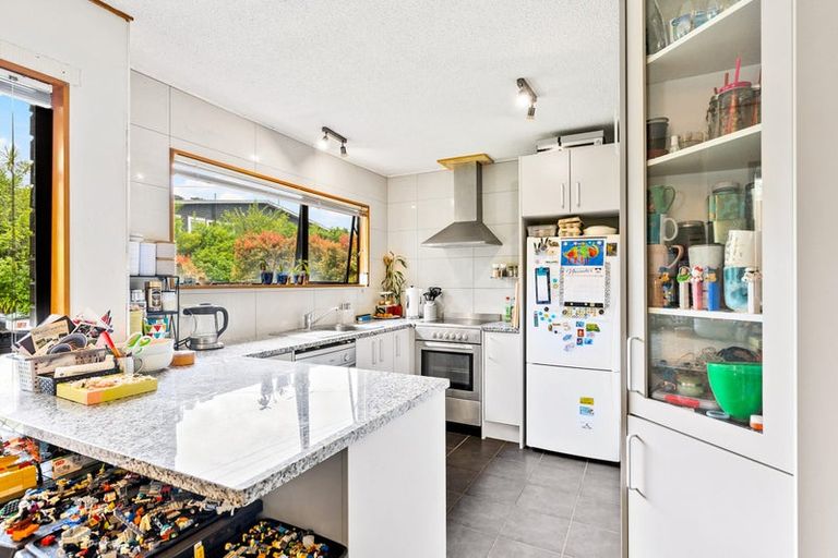 Photo of property in 3/203 Lake Road, Belmont, Auckland, 0622