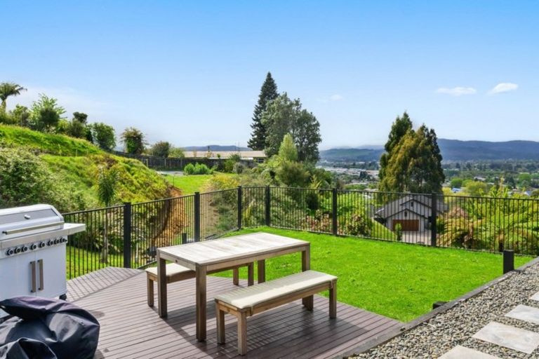 Photo of property in 73d Thomas Crescent, Western Heights, Rotorua, 3015