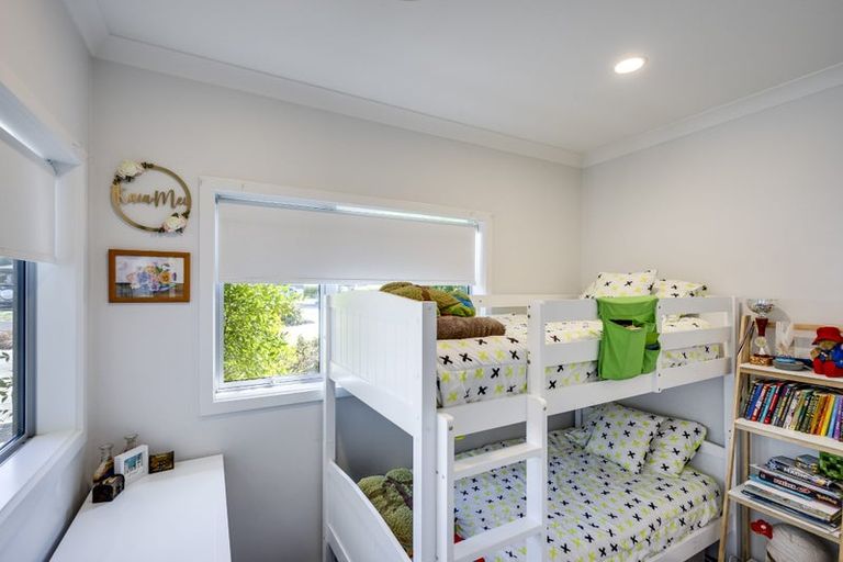 Photo of property in 73 Mcelwee Street, Jervoistown, Napier, 4112