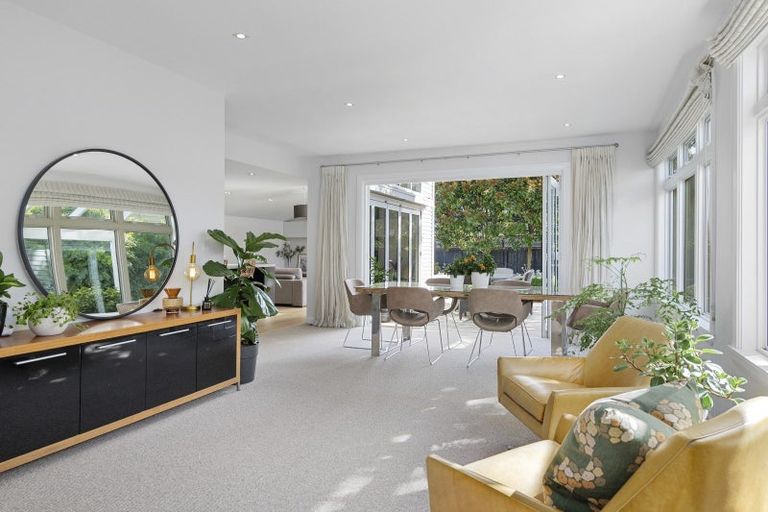 Photo of property in 43 Jacksons Road, Lyttelton, 8082