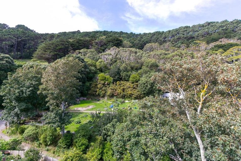 Photo of property in 28 Lawson Place, Mount Victoria, Wellington, 6011