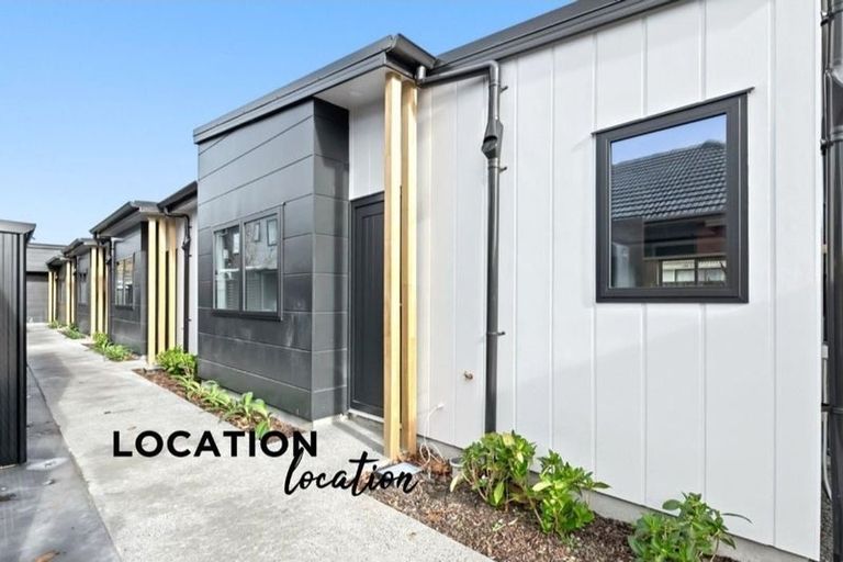 Photo of property in 22c Palmer Crescent, Silverstream, Upper Hutt, 5019