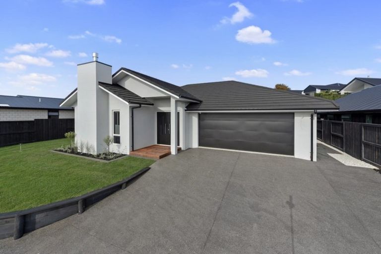 Photo of property in 10 Rose Berry Crescent, Flagstaff, Hamilton, 3210