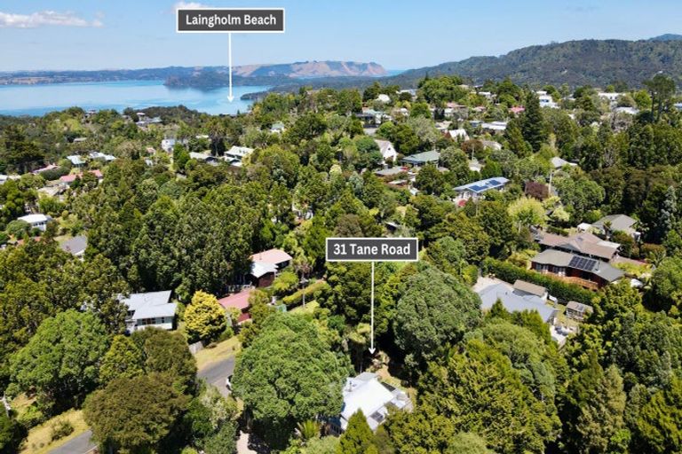 Photo of property in 31 Tane Road, Laingholm, Auckland, 0604