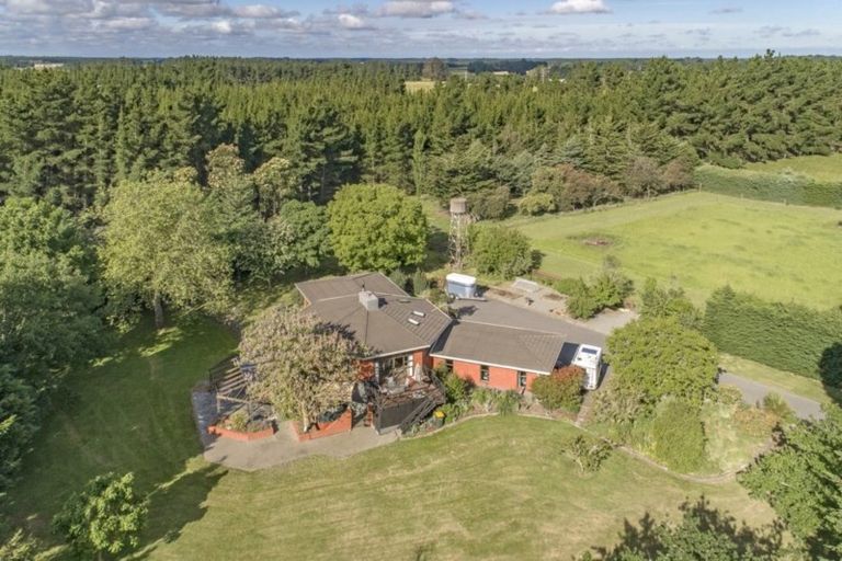 Photo of property in 964 Old West Coast Road, West Melton, Christchurch, 7671