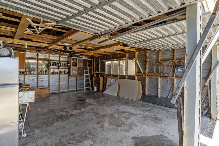 Photo of property in 48 Moana Street, Otaki Beach, Otaki, 5512