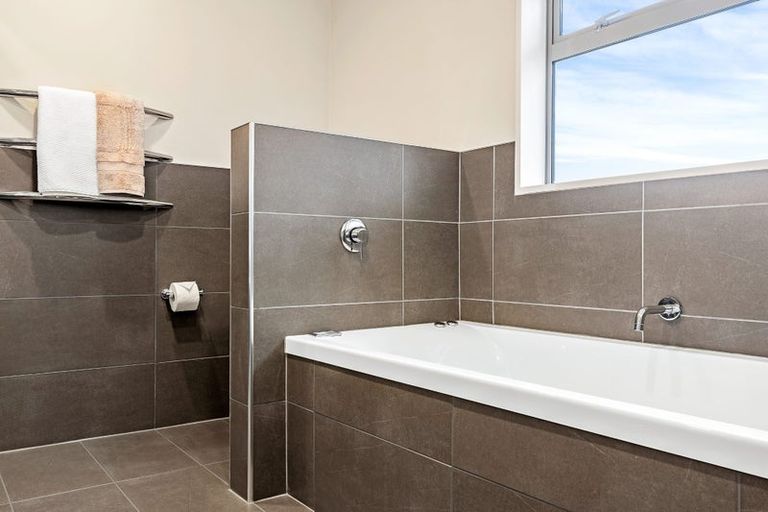 Photo of property in 107 Bibiana Street, Aidanfield, Christchurch, 8025