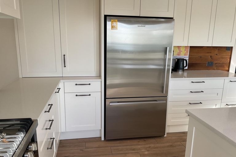 Photo of property in 9 Hibiscus Avenue, Snells Beach, 0920