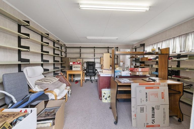 Photo of property in 8 Henare Street, West End, Palmerston North, 4412