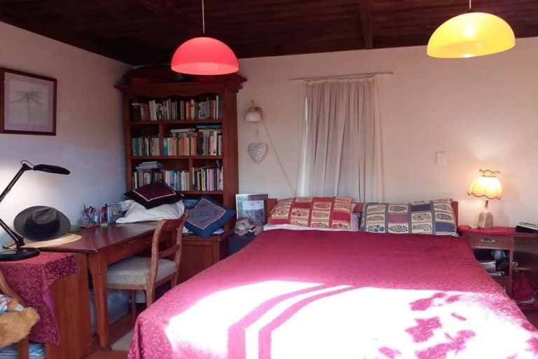 Photo of property in 17 Rangihiroa Street, Waikanae Beach, Waikanae, 5036