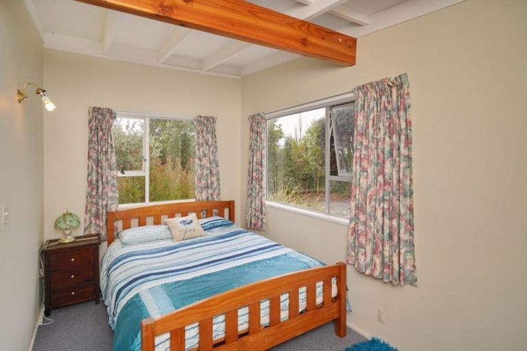 Photo of property in 54 Grierson Avenue, Amberley, 7481