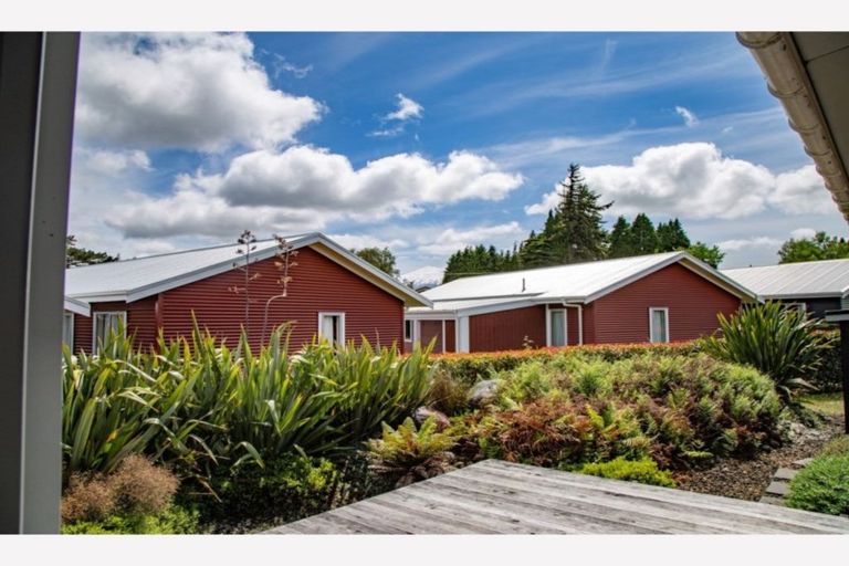 Photo of property in 2 Snowmass Drive, Ohakune, 4625