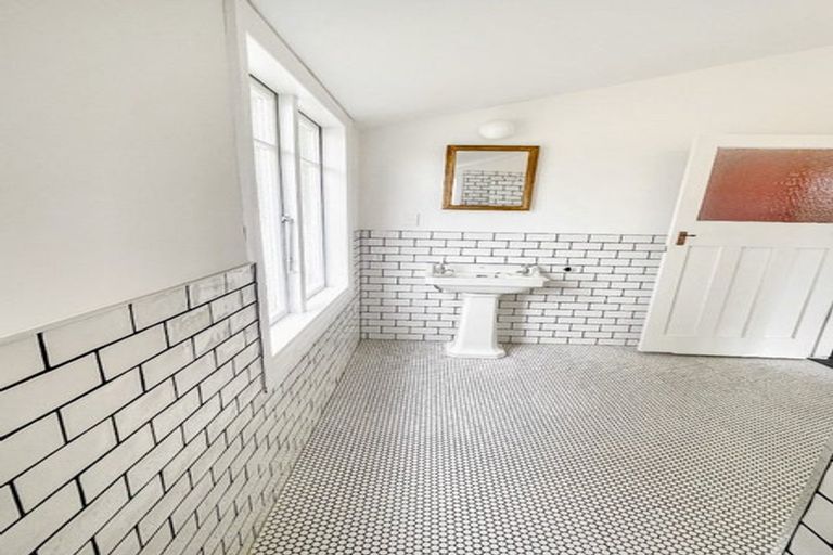 Photo of property in 34 Rawiri Street, Kaiti, Gisborne, 4010