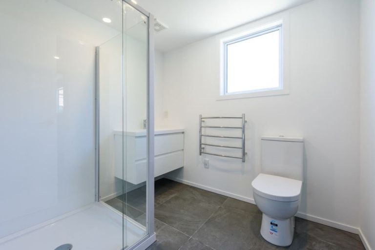 Photo of property in 2 Bell Street, Tawa, Wellington, 5028