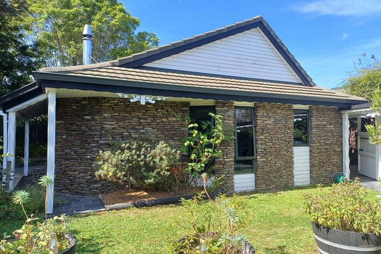 Photo of property in 3 Ardilea Avenue, Stoke, Nelson, 7011