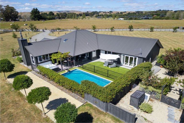 Photo of property in 26 Romina Way, Martinborough, 5781