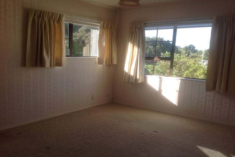 Photo of property in 85c Oxford Street, Tawa, Wellington, 5028