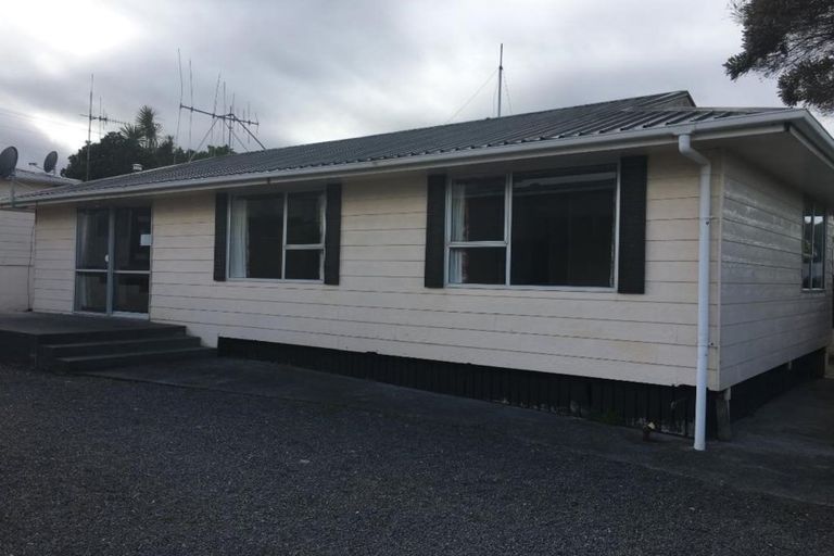 Photo of property in 28a Miro Street, Castlecliff, Whanganui, 4501