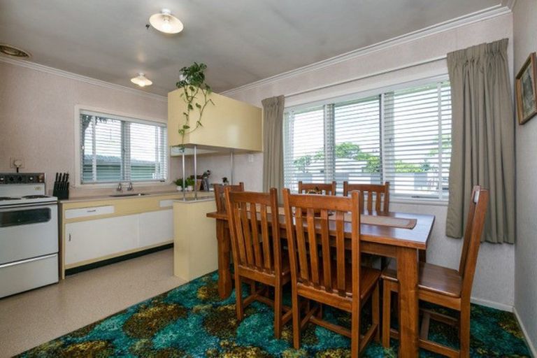 Photo of property in 3 Coverdale Street, Onekawa, Napier, 4110