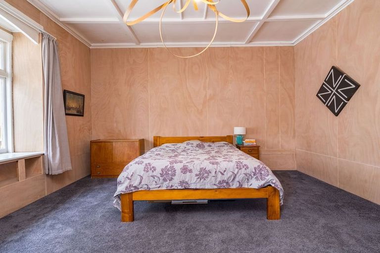 Photo of property in 395 South Road, Caversham, Dunedin, 9012