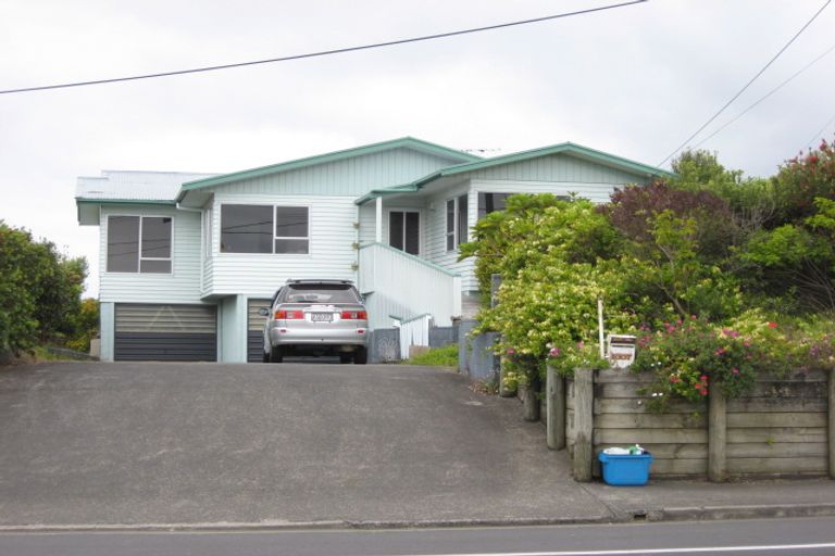 Photo of property in 1007 Whangaparaoa Road, Tindalls Beach, Whangaparaoa, 0930