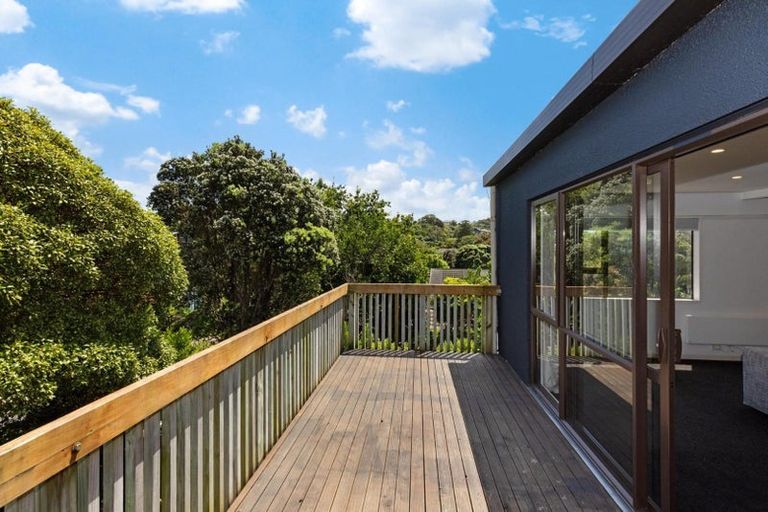 Photo of property in 3 Oak Avenue, Paremata, Porirua, 5024