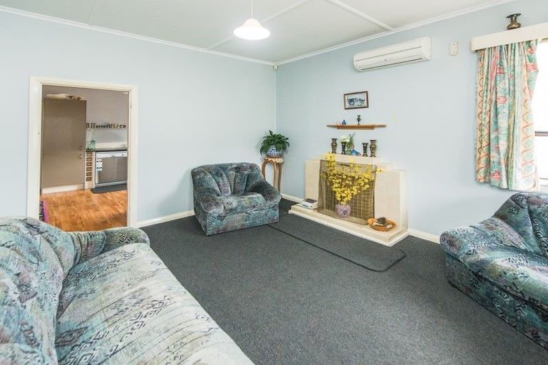 Photo of property in 51 Bamber Street, Castlecliff, Whanganui, 4501