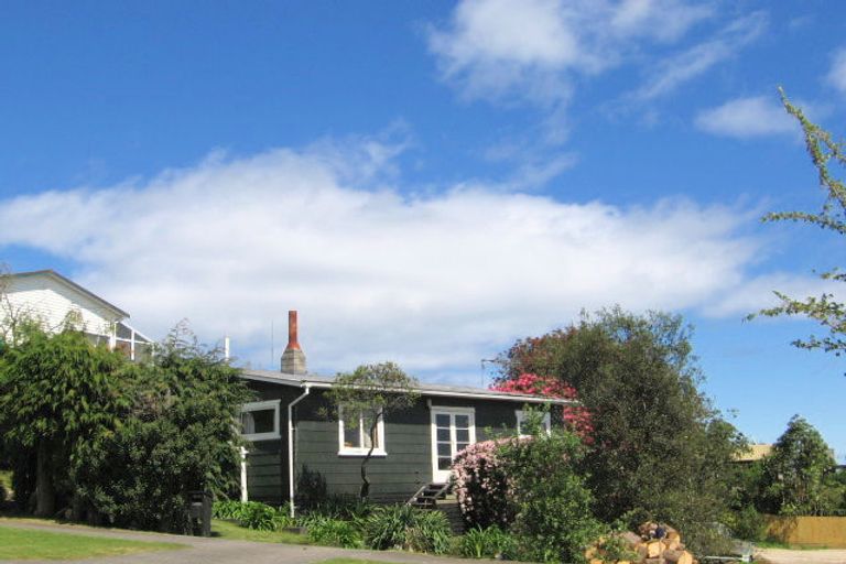 Photo of property in 2/21 Kurupae Road, Hilltop, Taupo, 3330