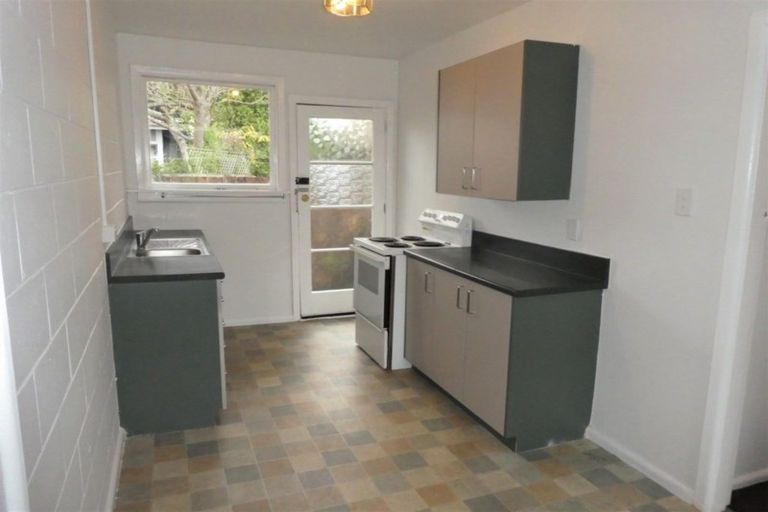 Photo of property in 2/396 Hereford Street, Linwood, Christchurch, 8011