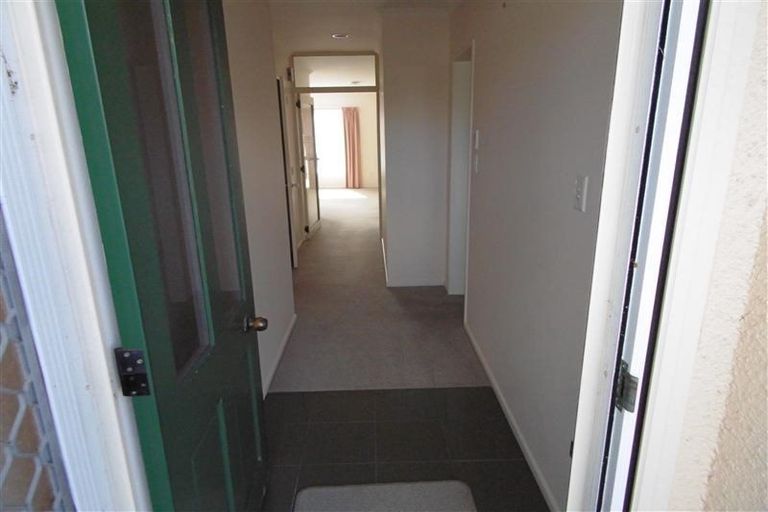 Photo of property in 42a Wallace Place, Westown, New Plymouth, 4310