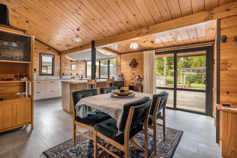 Photo of property in 19 Deller Drive, Carterton, 5713