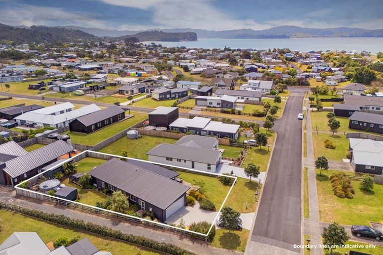 Photo of property in 41 Longreach Drive, Cooks Beach, Whitianga, 3591