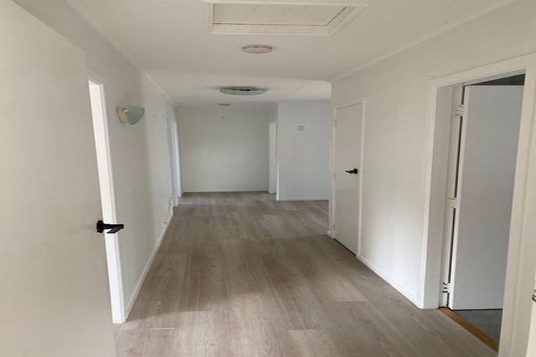 Photo of property in 70 Dominion Park Street, Johnsonville, Wellington, 6037