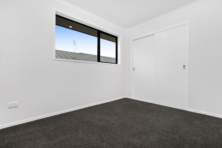 Photo of property in 17 Coolen Place, Tuakau, 2121