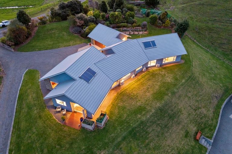 Photo of property in 51 Paul Faith Lane, Te Horo, Otaki, 5581