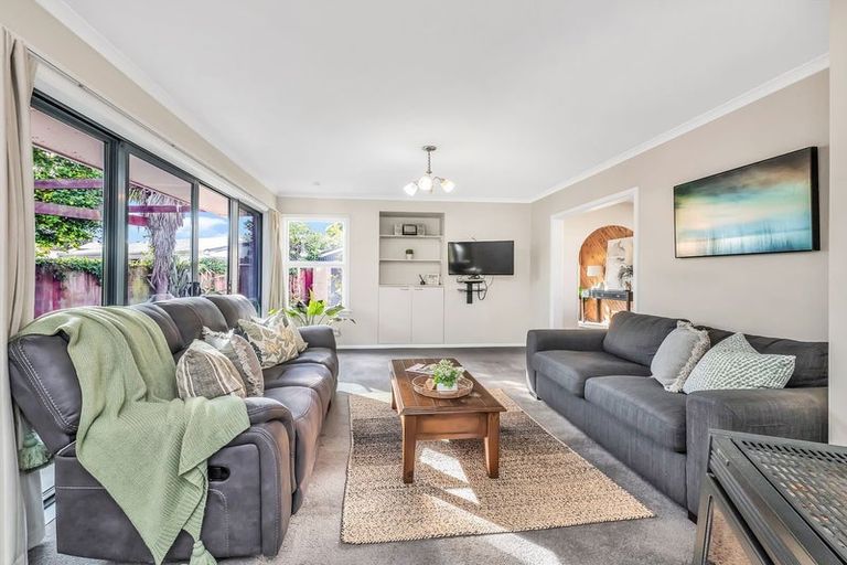 Photo of property in 112 East Belt, Lincoln, 7608