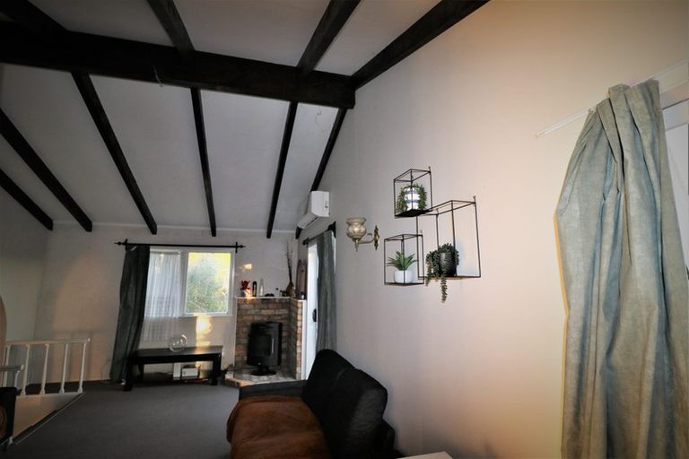 Photo of property in 2/462 Hillsborough Road, Mount Roskill, Auckland, 1041