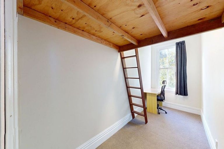 Photo of property in 30 Devon Street, Aro Valley, Wellington, 6021