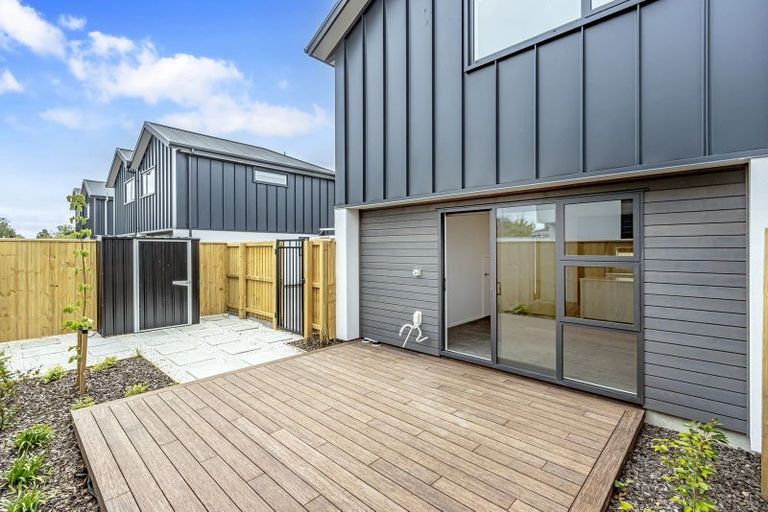 Photo of property in 2/17 Frederick Street, Waltham, Christchurch, 8011