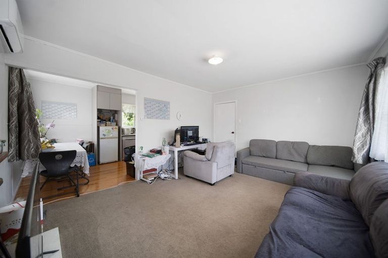 Photo of property in 8 Haddon Street, Mangere East, Auckland, 2024