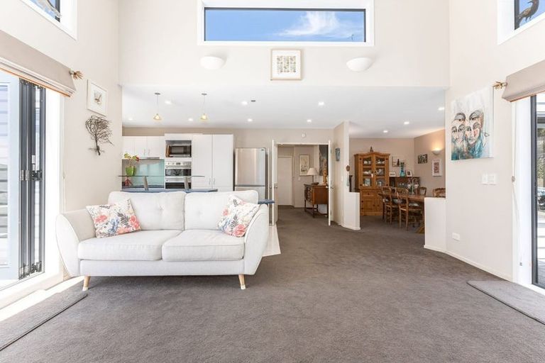 Photo of property in 8 Bowsprit Way, Whitby, Porirua, 5024