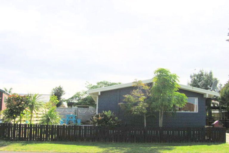 Photo of property in 143a Dickson Road, Papamoa Beach, Papamoa, 3118