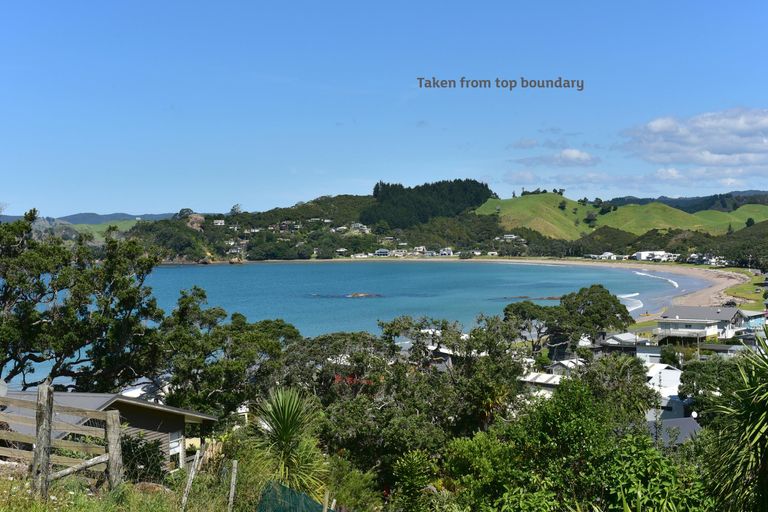 Photo of property in 12 Motutara Road, Oakura, Hikurangi, 0184