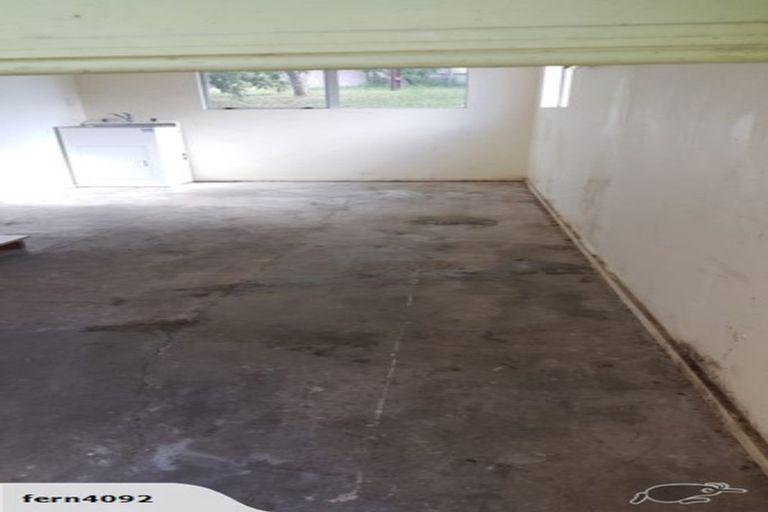 Photo of property in 337 Roscommon Road, Clendon Park, Auckland, 2103