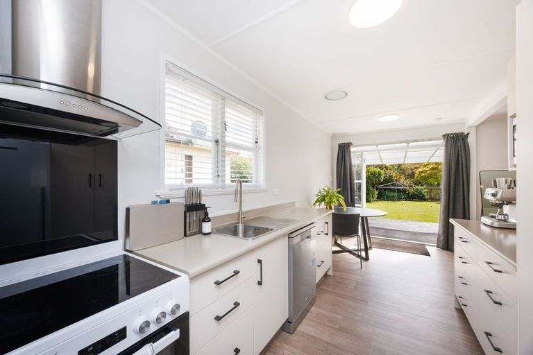 Photo of property in 32 Poole Street, Feilding, 4702