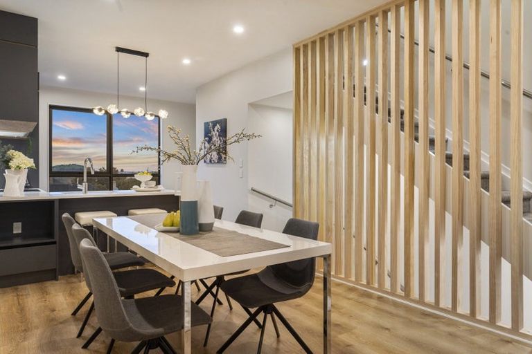 Photo of property in 2/14 Williamson Avenue, Belmont, Auckland, 0622